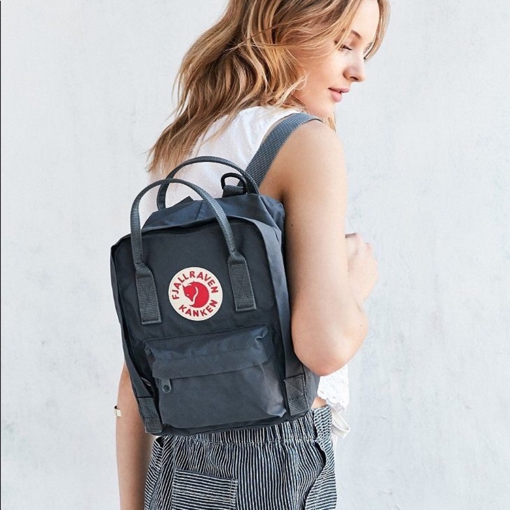 Fjallraven kanken mini in graphite